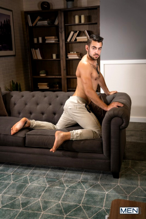 Colby Tucker Fingers Dante Colle Ass Till He Cums