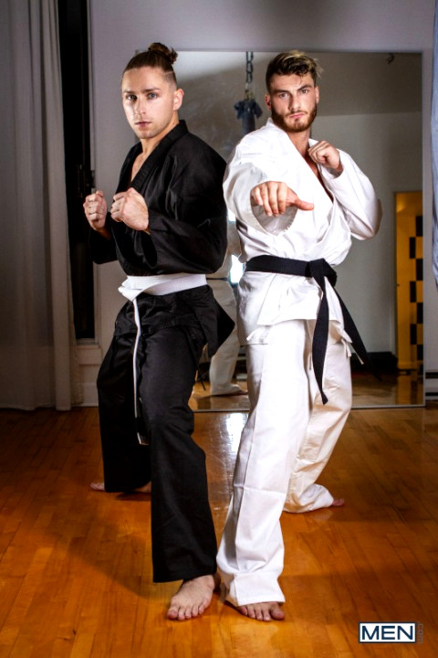  Sensei William Seed Fucks Calvin Banks In Suspended Missionary 