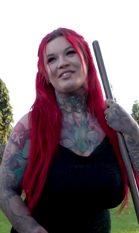 Sabien DeMonia Told Him How She Was Single And Wanted To Sell Her House