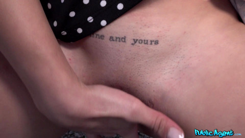 Anastasia Brokelyn Was A Tourist Too, And Didn't Know Where The Hotel Was