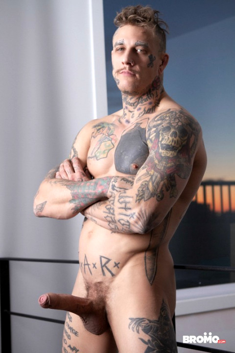 Daniel Hausser Get Greampie From Bo Sinn