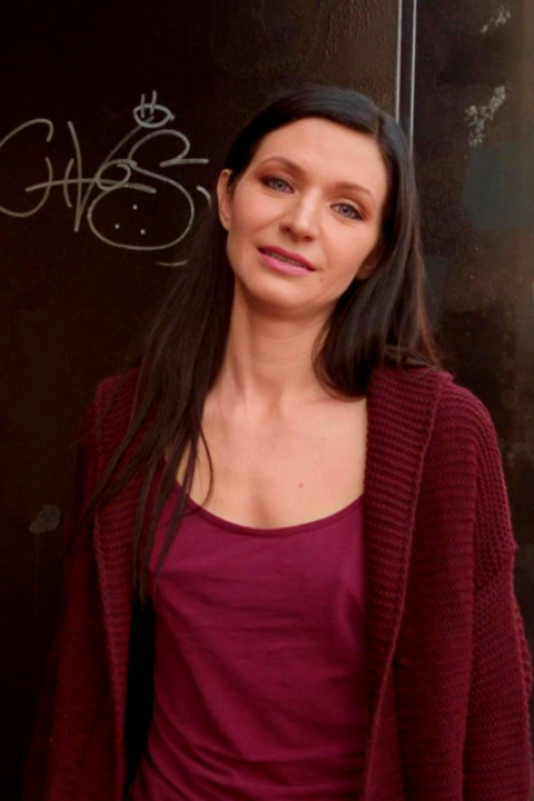 Public Pickups Are A Joy With Arian Joy