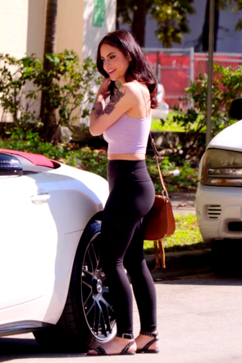 Mofos - Melody Foxx Sucking Dick For A Sugar Daddy