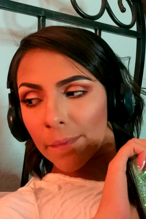 Brazzers - Hime Marie Brings Her Dildo To Bed