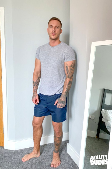  FamChaser 1:Rourke And Zilv In Under The Bed