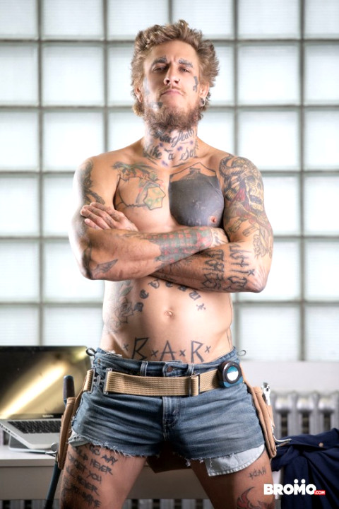 Men - Bo Sinn And Trent King In High Maintenance