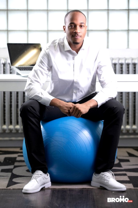 Men - Bo Sinn And Trent King In High Maintenance