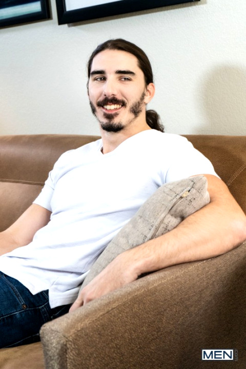 Damien Kyle And Calhoun Sawyer Travelling For Dick Part 1: Bareback