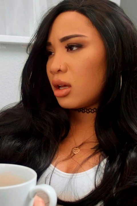 Shaving The Best For Last with Honey Gold and Paris Amour