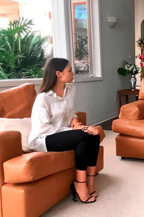 Twistys - Rebecca Vanguard Mia Moore in Lusting Landlady