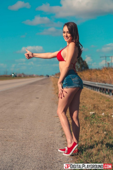 Ashly Anderson Is Ready For Any Adventures In Side Of The Road Shag