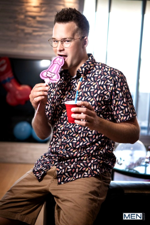 Men - The Stripper Clown with William Seed, Brent North