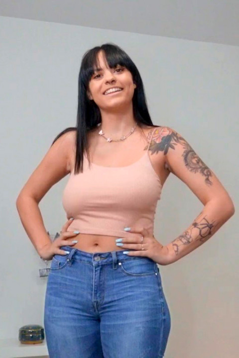 Mofos - Screwing the Popular Bitch from High School with Melody Foxx