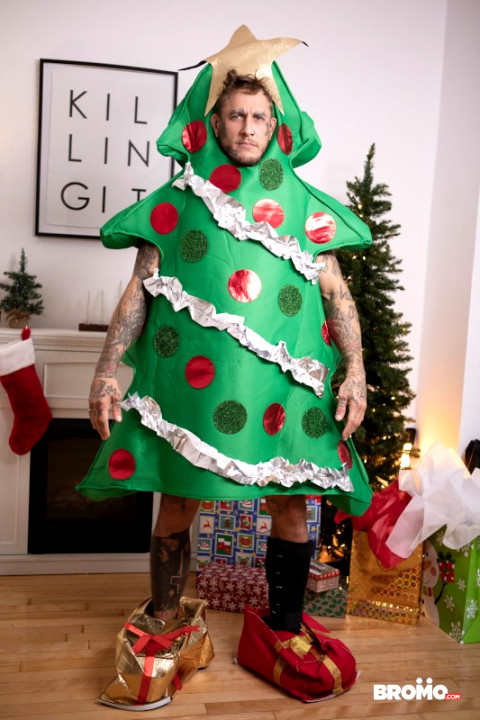 Men - Bo's Christmas Special with Bo Sinn, Nate Grimes