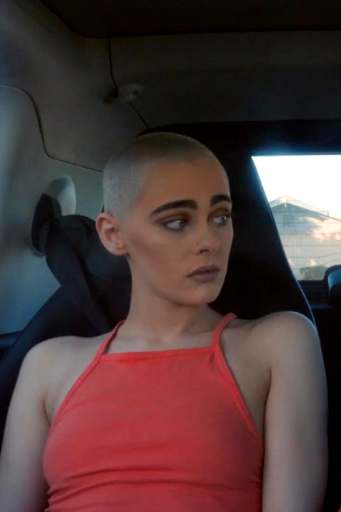 Mofos - Earning a Ride Home with Paris Amour