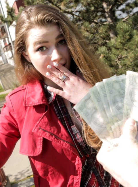 Gloryhole Casting Payment with Olivia Sparkle