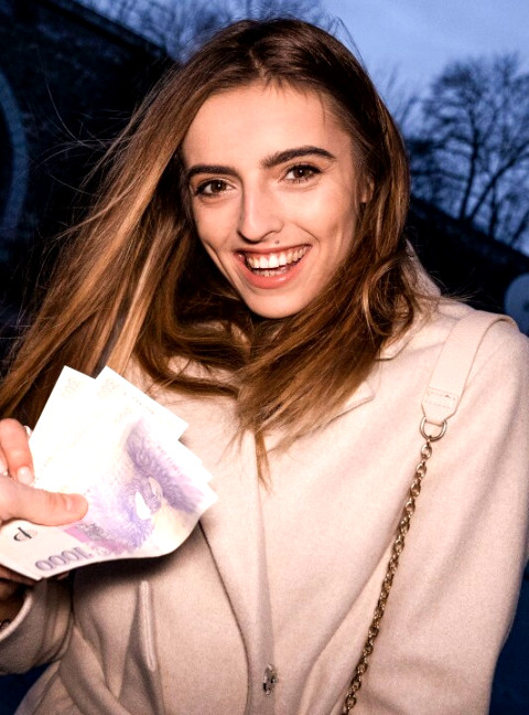 French babe Alba Lala Wants to Fuck