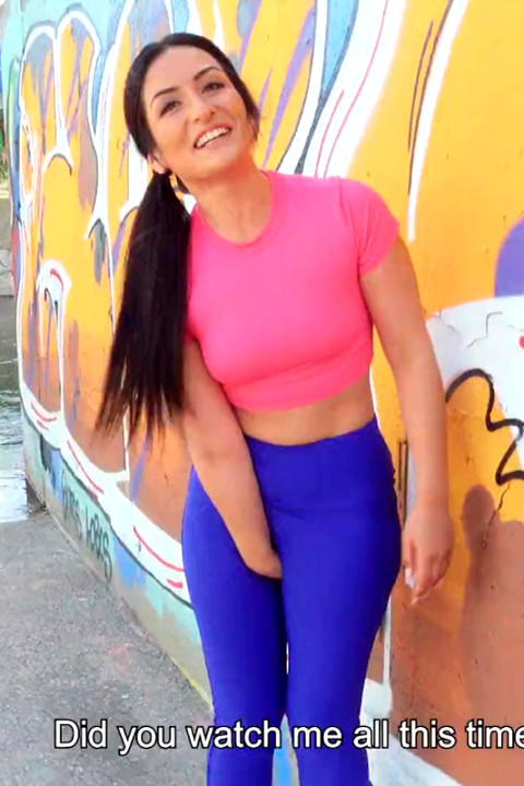 Mofos - The Ripped Yoga Pants Stretch with Annie Reis