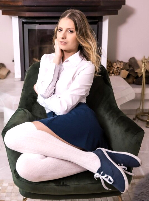 Deviante - Creampie with big dick therapist for Rebecca Volpetti