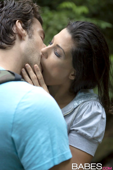 Babes - Unbelievable Hot Sex In Open Outdoor With Alexa Tomas And Her Guy