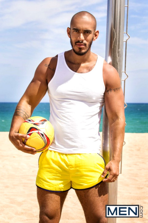 Hunk Dato Foland Cums On Louis's Ricaute Face