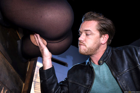 Hot MILF Sybil Stallone Offering Up Her Ass For Free Anal