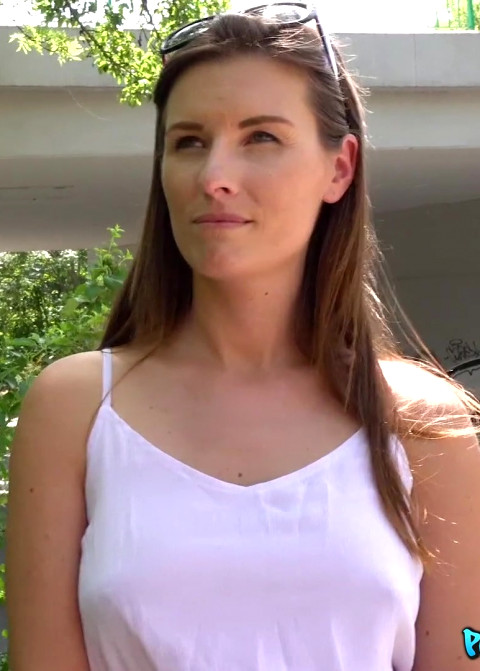 Fakehub - Pretty Brunette Jenifer Jane Has Hot Sex On The Grass