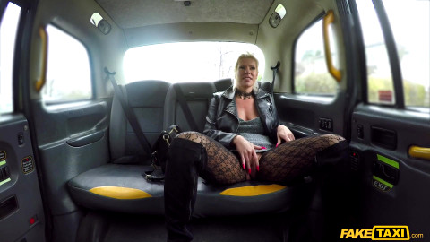 Faketaxi - Kate Truu Gave Driver A Sloppy Blowjob