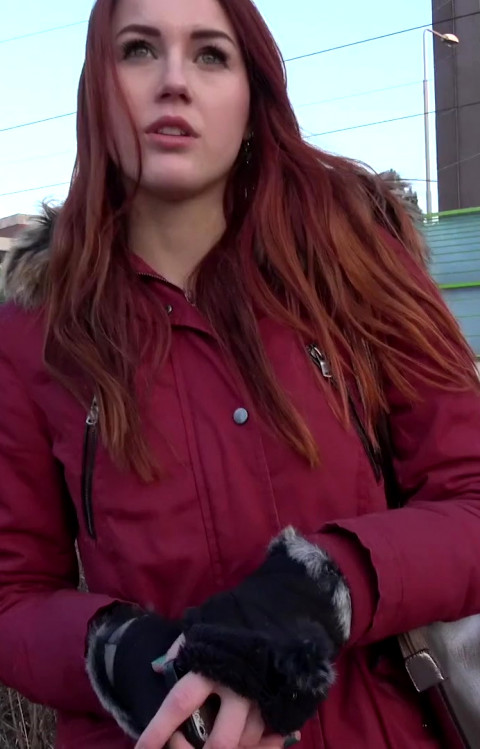 Fakehub - Charlie Red Gave Him A Very Nice Blowjob For More Money