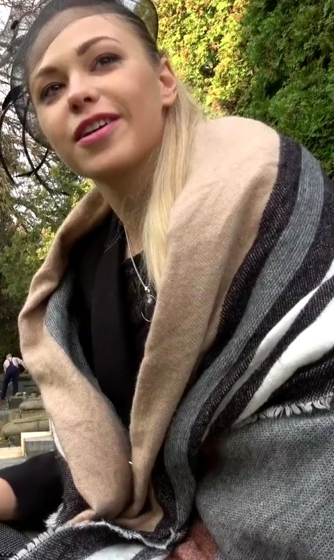 Selvaggia Dropped To Her Knees Right In The Open To Give Him A Public Blowjob