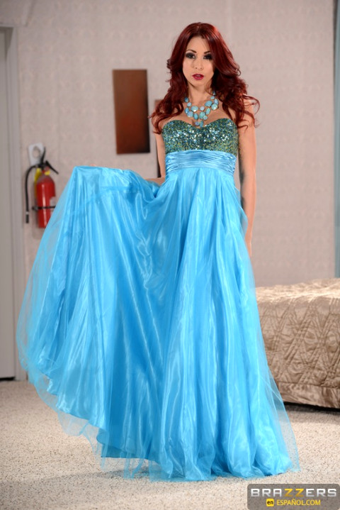 Brazzers En Español - New And Exclusive Hot Episod With Monique Alexander