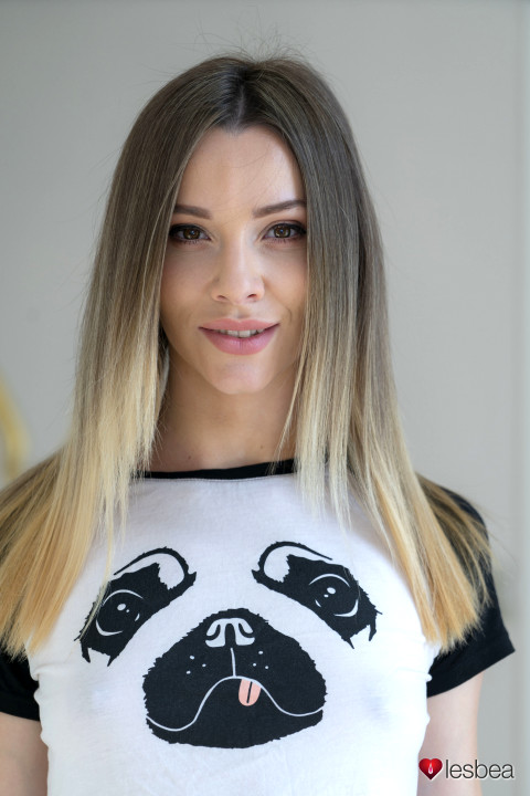 Lesbea - Romantic Sex Nancy A And Adel Morel