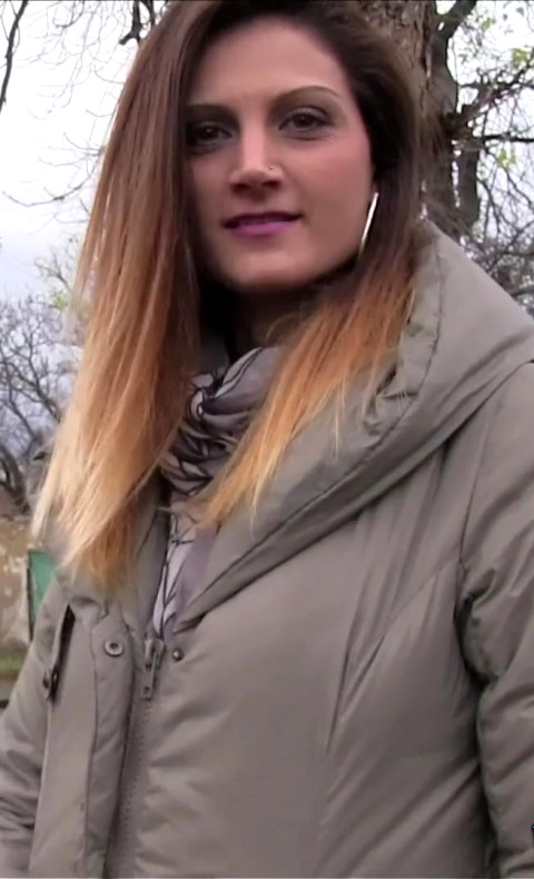 British Nurse Eva Johnson Was Happy To Come Back To His Apartment